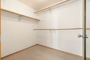 10805 SW 106th Ave, Portland, OR 97223 - Photo 36