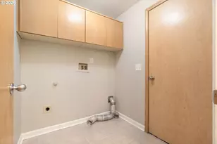 10805 SW 106th Ave, Portland, OR 97223 - Photo 26