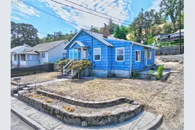 720 E 15th St, The Dalles, OR 97058 - Photo 28
