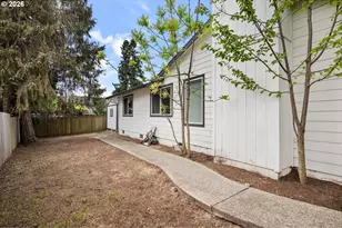 2740 Lancaster St, West Linn, OR 97068 - Photo 36