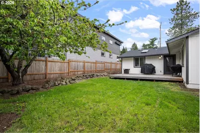 2740 Lancaster St, West Linn, OR 97068 - Photo 34