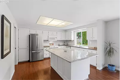 17070 SW Cynthia St, Beaverton, OR 97007 - Photo 10