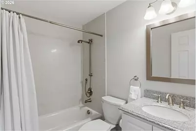 17070 SW Cynthia St, Beaverton, OR 97007 - Photo 16