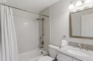 17070 SW Cynthia St, Beaverton, OR 97007 - Photo 16