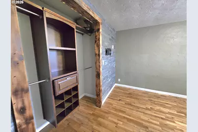 1642 NW Almond Ave, Roseburg, OR 97471 - Photo 30