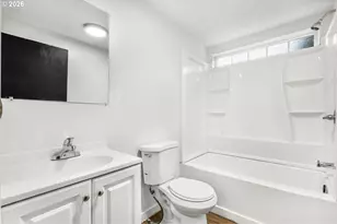 7842 SE Lindy St, Portland, OR 97206 - Photo 30