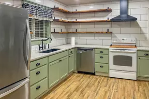 358 Anita Ln, Glide, OR 97443 - Photo 8