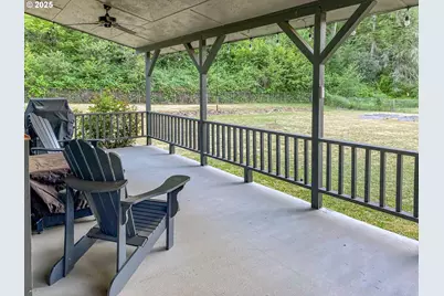 358 Anita Ln, Glide, OR 97443 - Photo 4