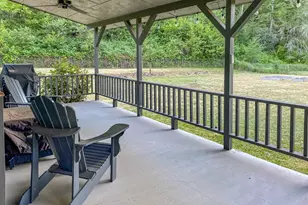 358 Anita Ln, Glide, OR 97443 - Photo 4