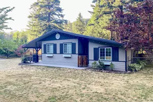 358 Anita Ln, Glide, OR 97443 - Photo 18