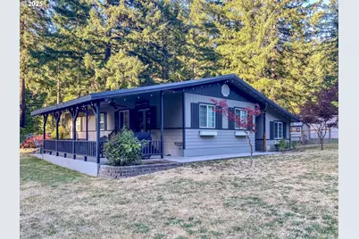 358 Anita Ln, Glide, OR 97443 - Photo 2
