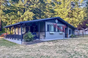 358 Anita Ln, Glide, OR 97443 - Photo 2