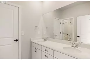 405 W Holly Cir, Washougal, WA 98671 - Photo 16