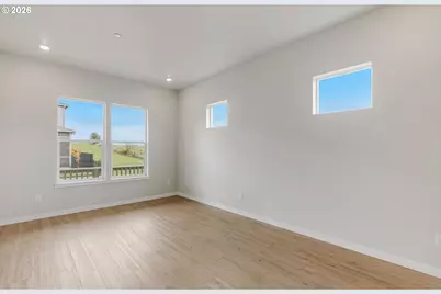 405 W Holly Cir, Washougal, WA 98671 - Photo 6
