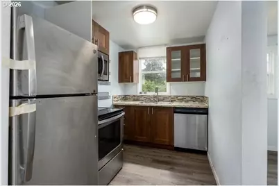 295 N 8th St, Saint Helens, OR 97051 - Photo 14