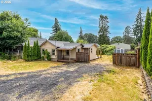 295 N 8th St, Saint Helens, OR 97051 - Photo 1