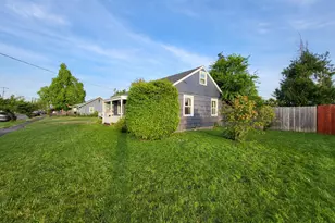 1865 J St, Springfield, OR 97477 - Photo 22