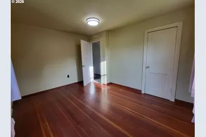1865 J St, Springfield, OR 97477 - Photo 6