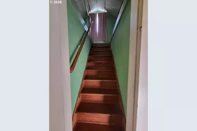 1865 J St, Springfield, OR 97477 - Photo 12