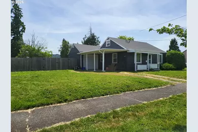 1865 J St, Springfield, OR 97477 - Photo 2