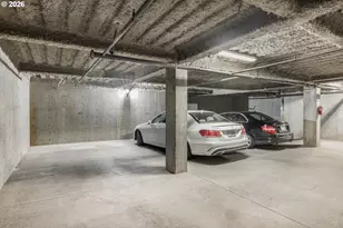 2020 SW Market St Dr, Portland, OR 97201 - Photo 20