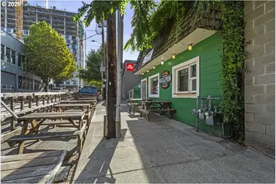 2020 SW Market Street Dr #303, Portland, OR 97201 - Photo 40