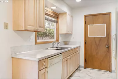 13110 SW Brightwood St, Beaverton, OR 97005 - Photo 14