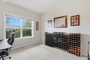 346 SW Mt Mazama St, McMinnville, OR 97128 - Photo 6