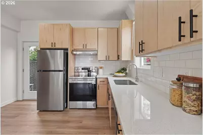 7725 SE Lambert St, Portland, OR 97206 - Photo 8