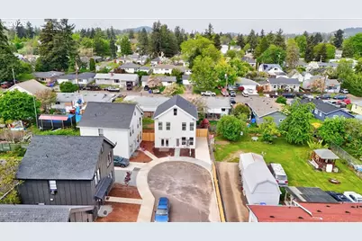 7725 SE Lambert St, Portland, OR 97206 - Photo 36
