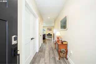 3111 NW 2nd St, McMinnville, OR 97128 - Photo 6