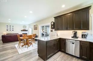 3111 NW 2nd St, McMinnville, OR 97128 - Photo 10