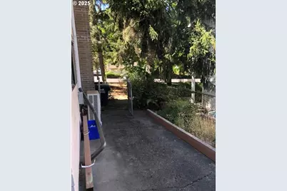 2765 Almaden St, Eugene, OR 97405 - Photo 24