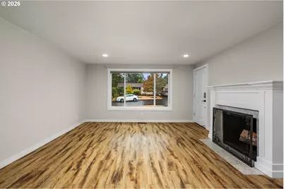 3347 SE 180th Ave, Portland, OR 97236 - Photo 4