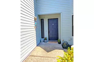 3300 NE 164th St, Ridgefield, WA 98642 - Photo 2