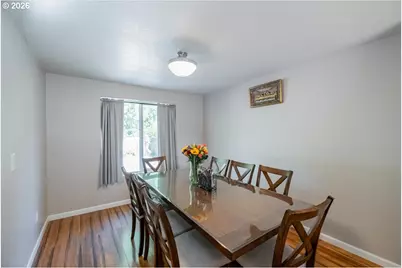 1653 S 6th St, Independence, OR 97351 - Photo 8