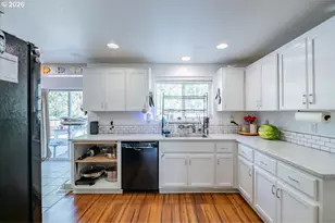 1653 S 6th St, Independence, OR 97351 - Photo 10