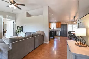 20525 S Farris Ct, Colton, OR 97017 - Photo 14