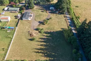 20525 S Farris Ct, Colton, OR 97017 - Photo 48