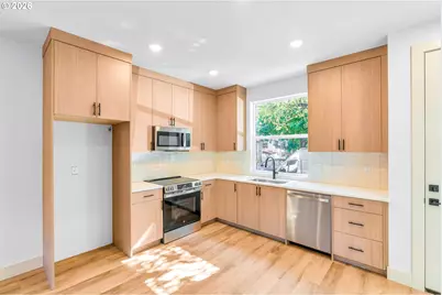 2383 SE 45th Ave, Portland, OR 97215 - Photo 6