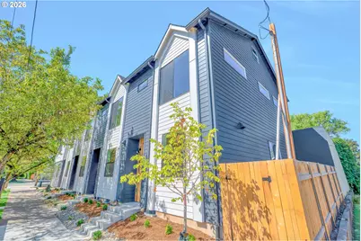 2383 SE 45th Ave, Portland, OR 97215 - Photo 2