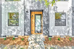 2383 SE 45th Ave, Portland, OR 97215 - Photo 4