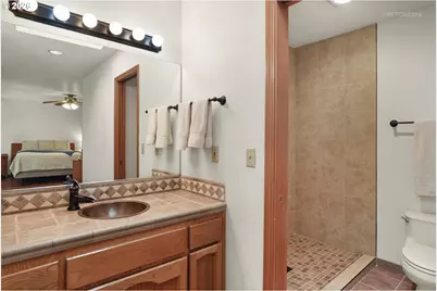 10580 SW 135th Ave, Beaverton, OR 97008 - Photo 18