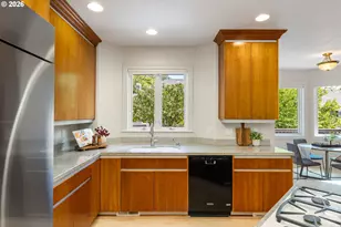 3319 NW Spencer St, Portland, OR 97229 - Photo 10