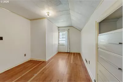 2436 NE Ainsworth St, Portland, OR 97211 - Photo 20