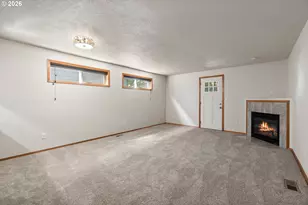 9223 N Hodge Ave, Portland, OR 97203 - Photo 6