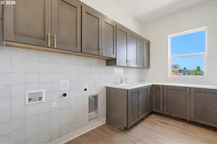17697 Hillside Dr, West Linn, OR 97068 - Photo 16