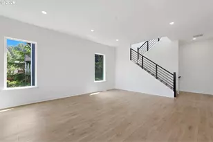 17697 Hillside Dr, West Linn, OR 97068 - Photo 14