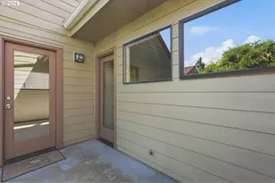 351 SE 146th Ave, Portland, OR 97233 - Photo 24