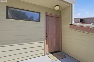 351 SE 146th Ave, Portland, OR 97233 - Photo 4